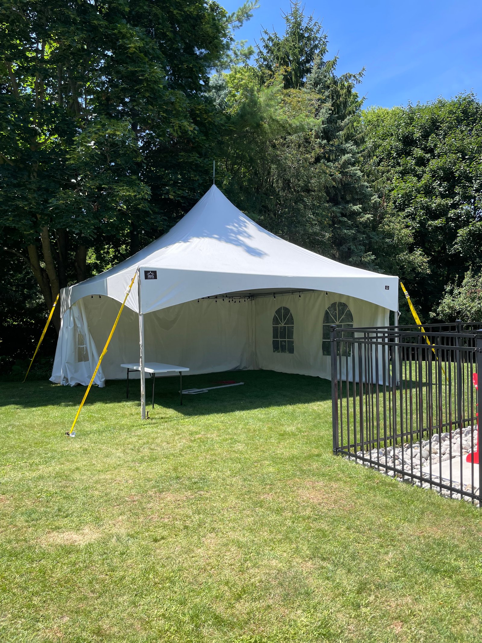 20x20 birthday tent setup